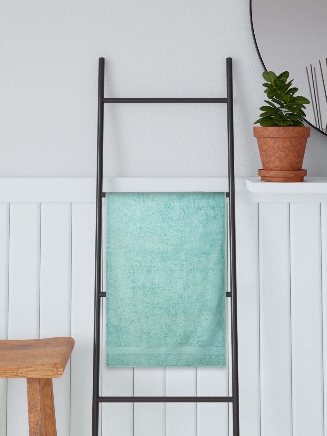 Portico Nile Elegance Green Cotton 550 GSM Bath Towel