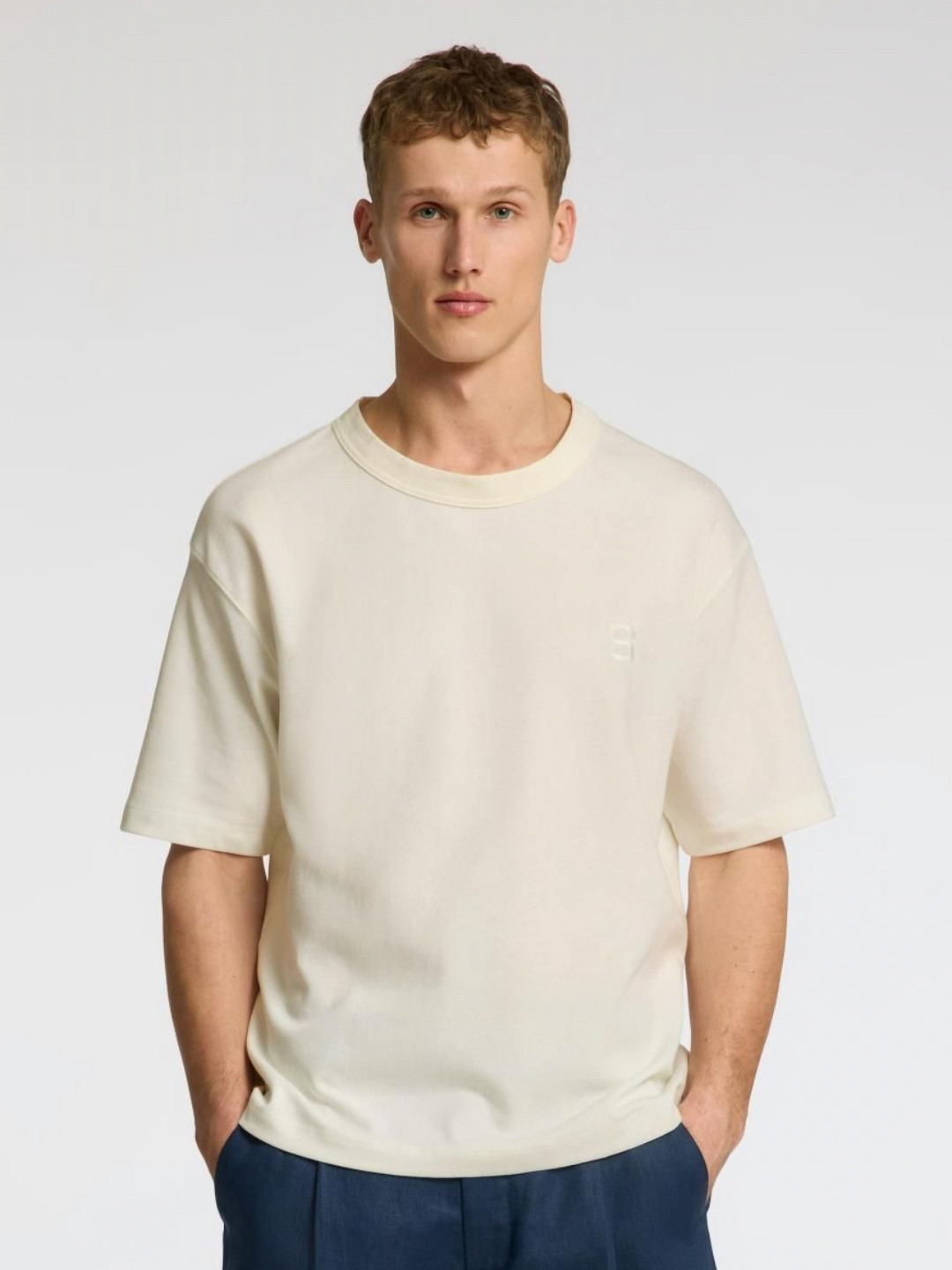 SELECTED Men Solid Round Neck Relaxed Fit T-shirt