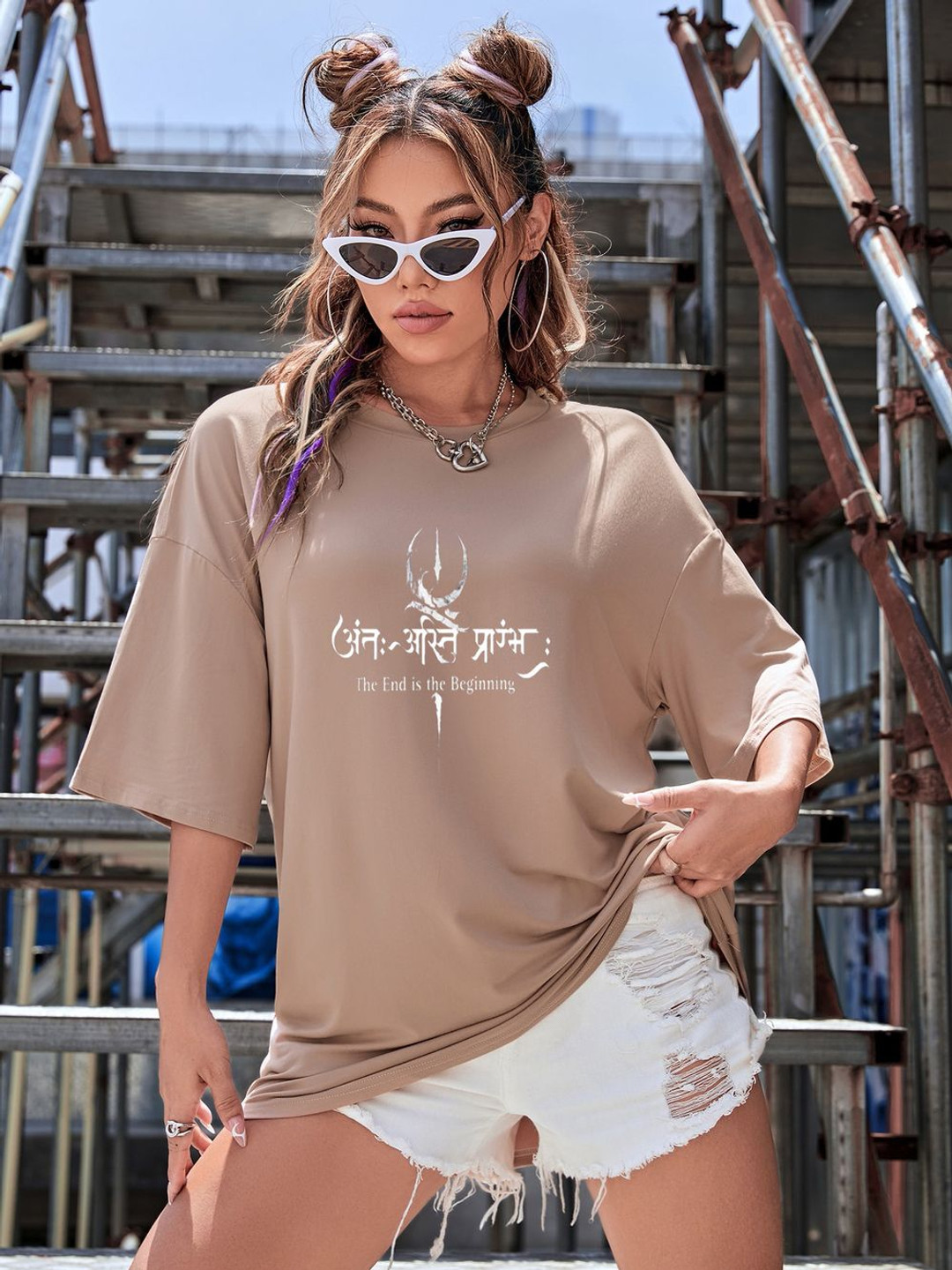 Genzy Typography Printed Round Neck Drop-Shoulder Sleeves Oversized T-Shirt