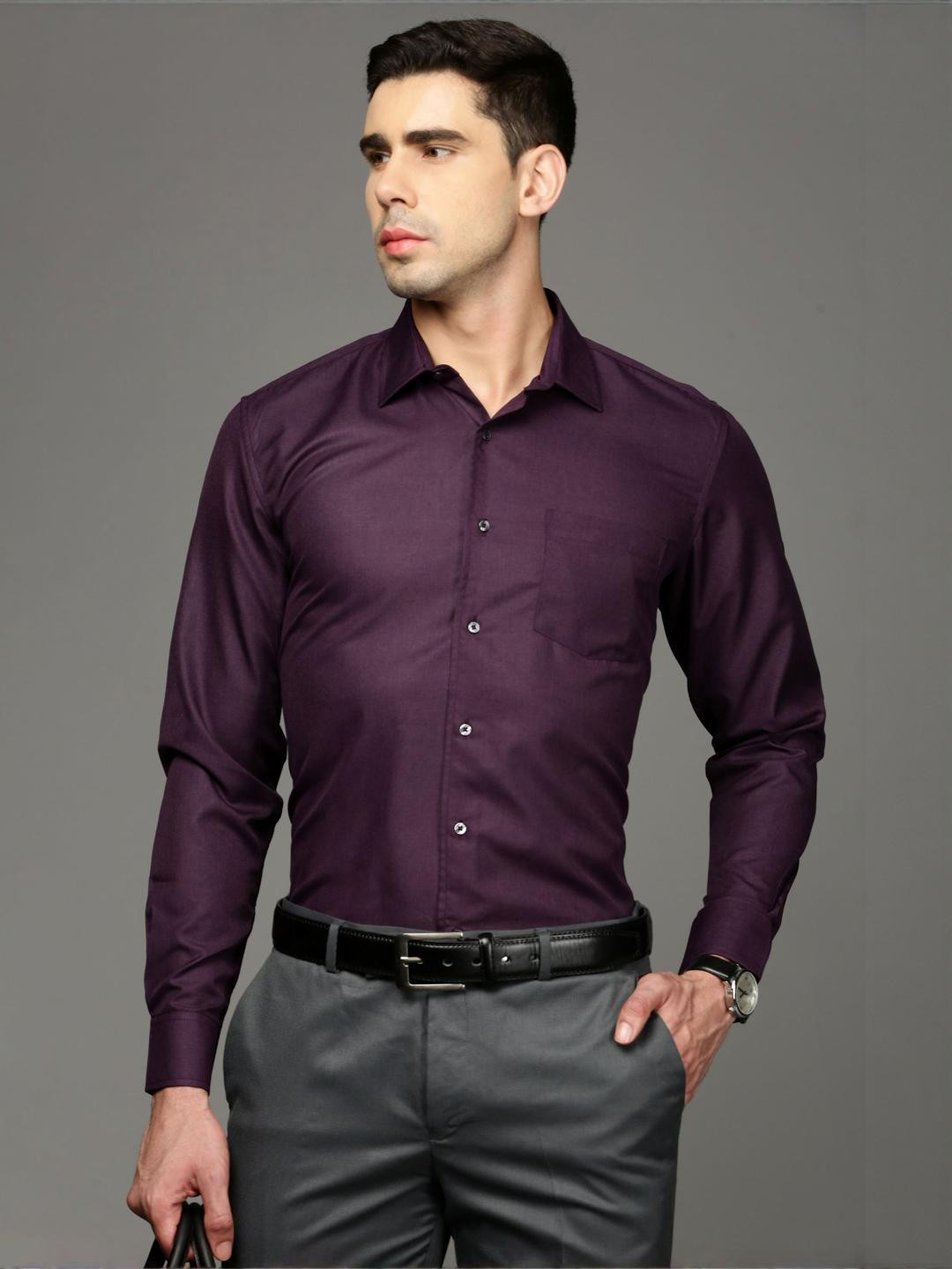 Independence Men Comfort Slim Fit Solid Spread Collar Formal Shirt