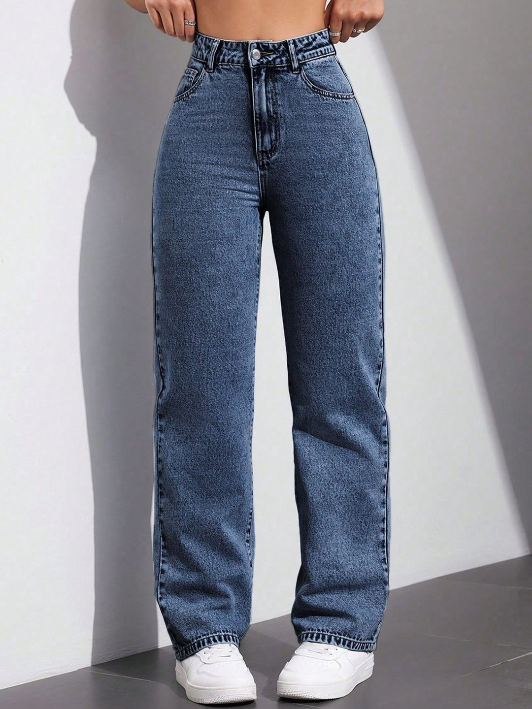 CHALODIA Women Comfort Slim Fit High-Rise Light Fade Stretchable Jeans