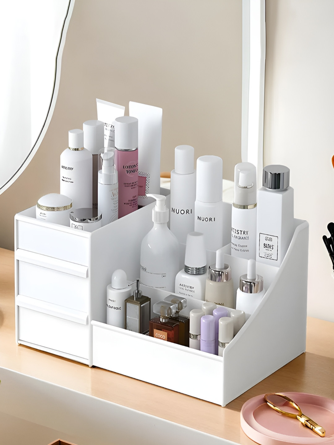 Aura White Reusable Desk Organiser