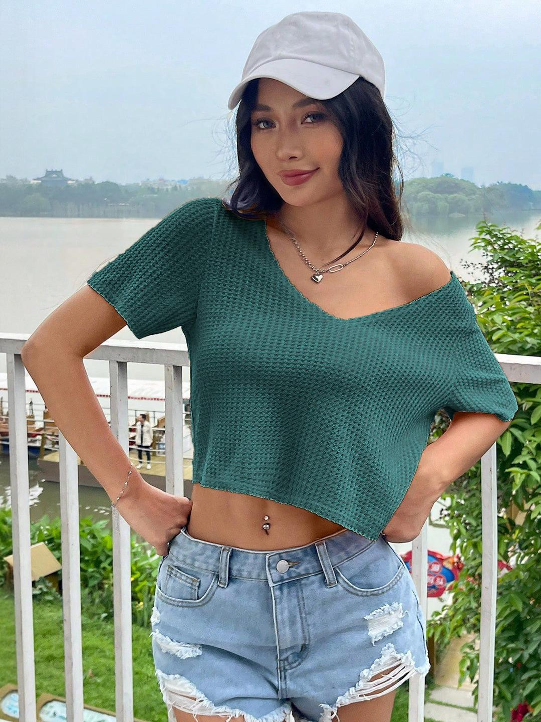 RAHI TRENDZ Women V-Neck Woollen Crop Top