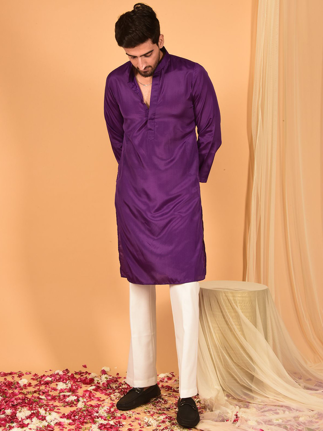 Laalzari Men Purple Band Collar Crepe Kurta