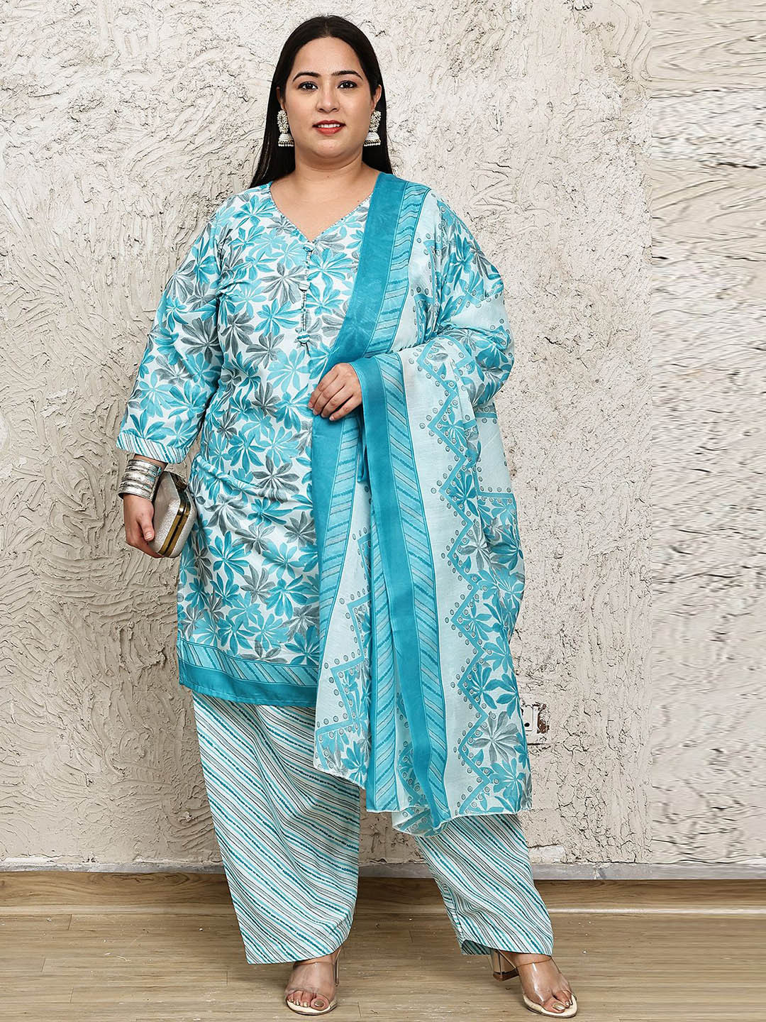 Merira Women Floral Printed Regular Kurta with Salwar & Dupatta