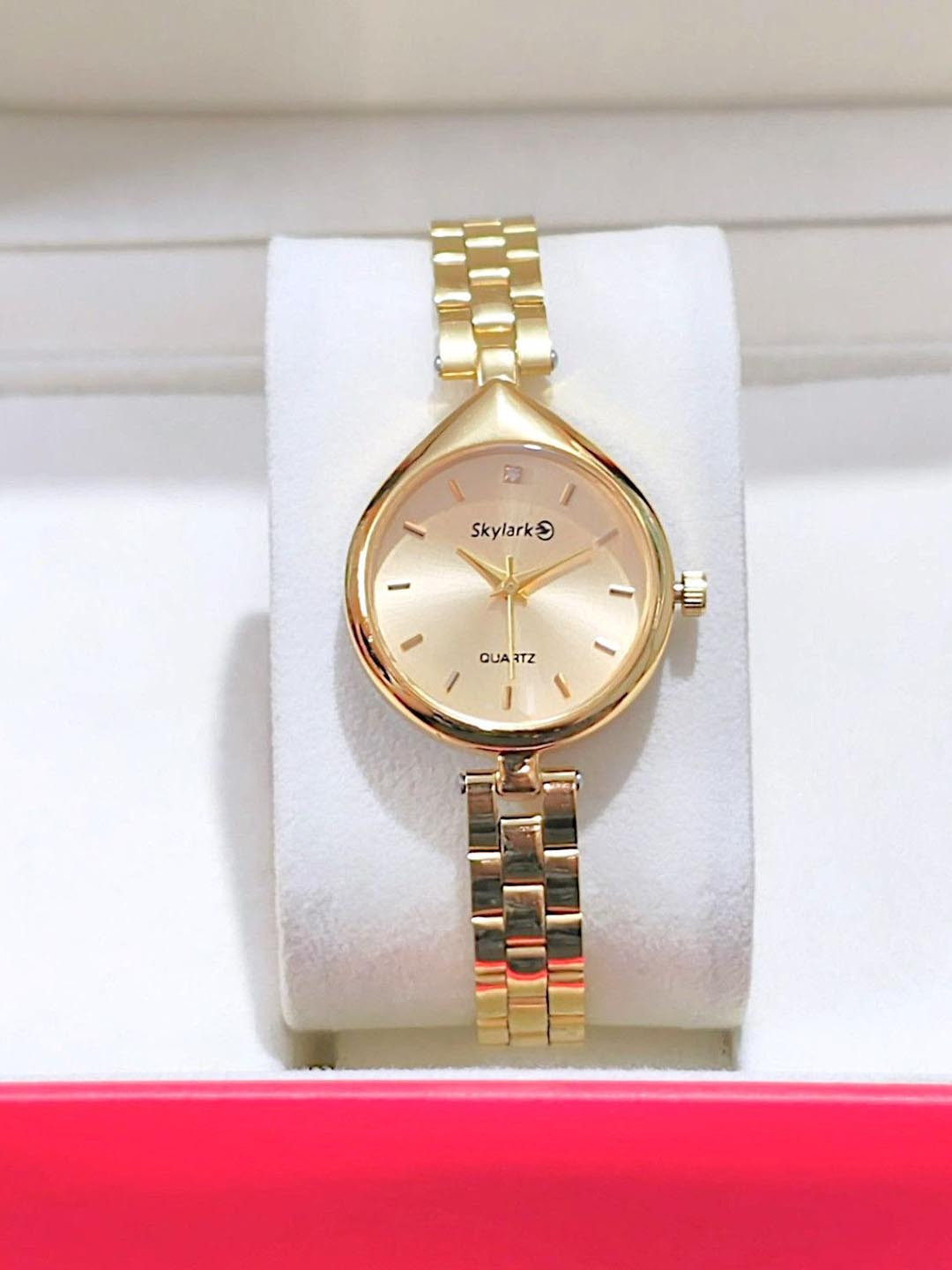 Skylark Girls Embellished Stainless Steel Straps Analogue Watch SEO_Girl_gold_ROU-4546