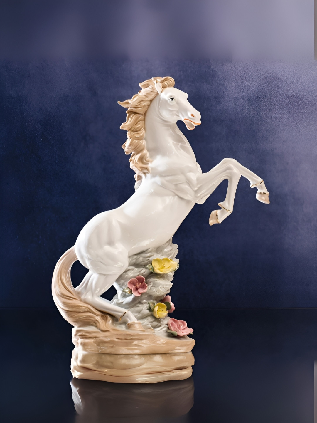 SMOKEY COCKTAIL Luxury Running Horse Decor Figurine Showpiece
