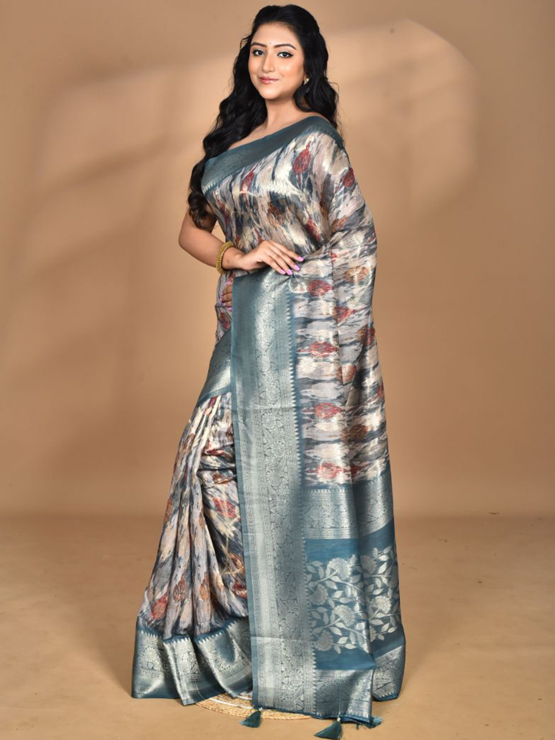 Morchari Women Desgin Pure Linen Saree