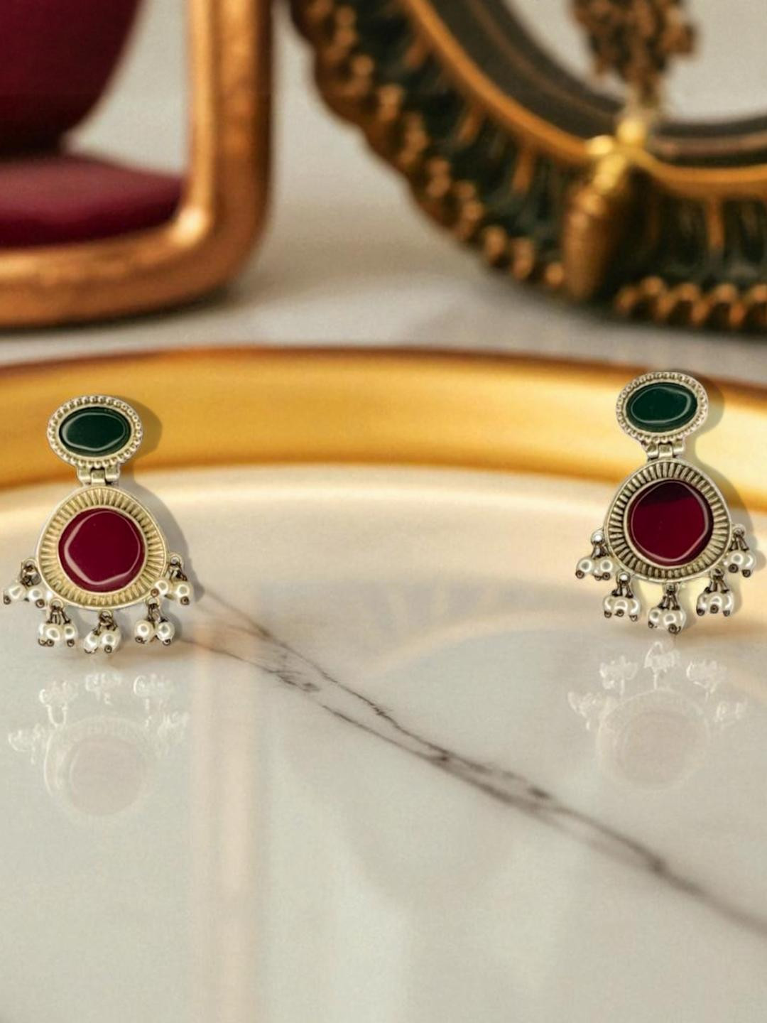 GOLDEN GLAMOUR Women Red Earrings