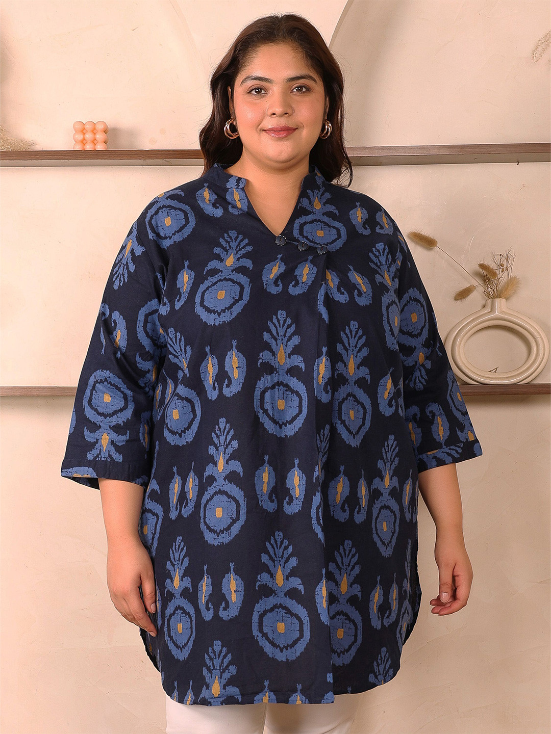 Indietoga Women Plus Size Ethnic Print Pure Cotton Pleated Longline Tunic with Pocket