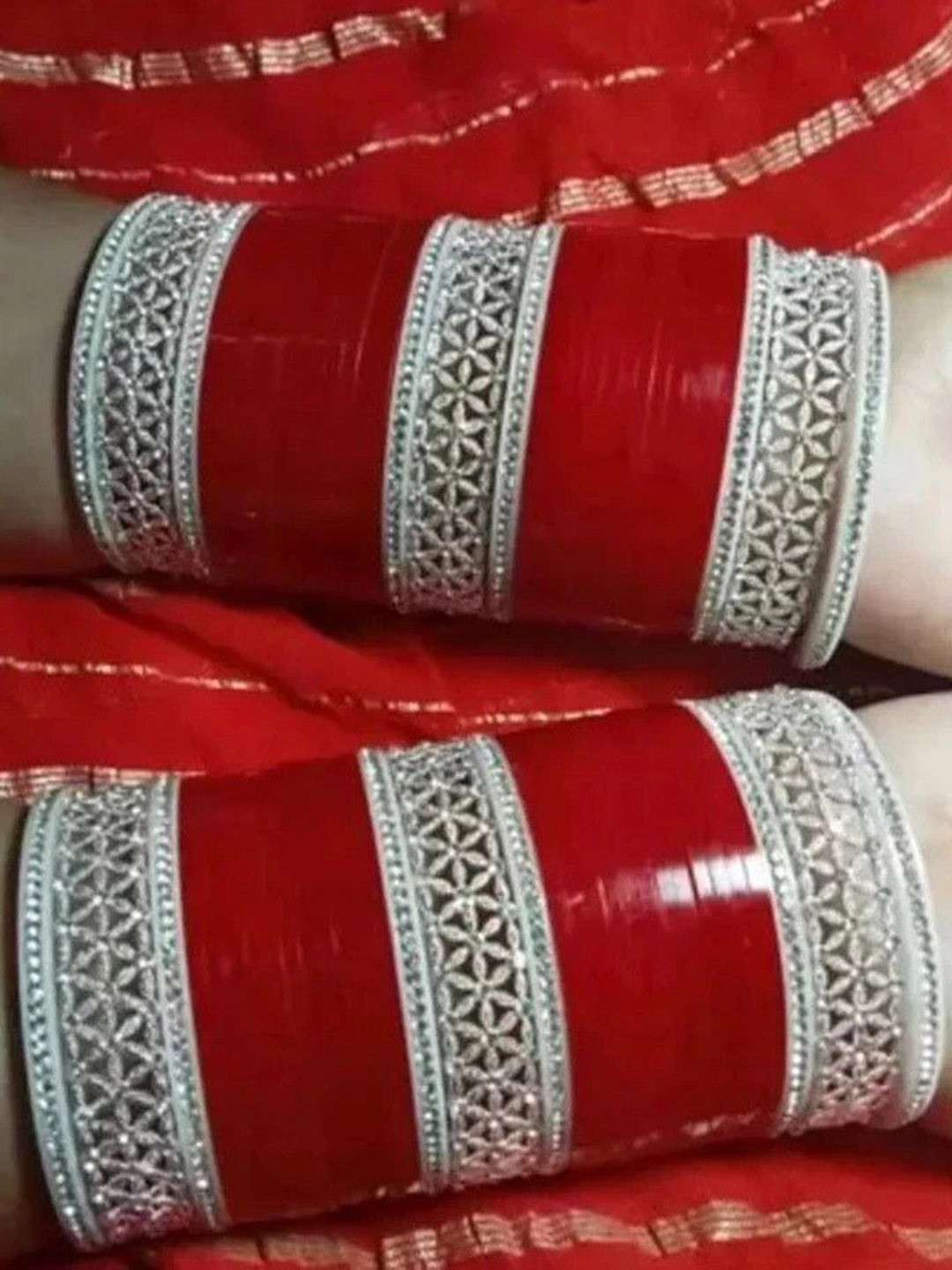 fitonrist  Set Of 2 Stone-Studded Chudu Bangles