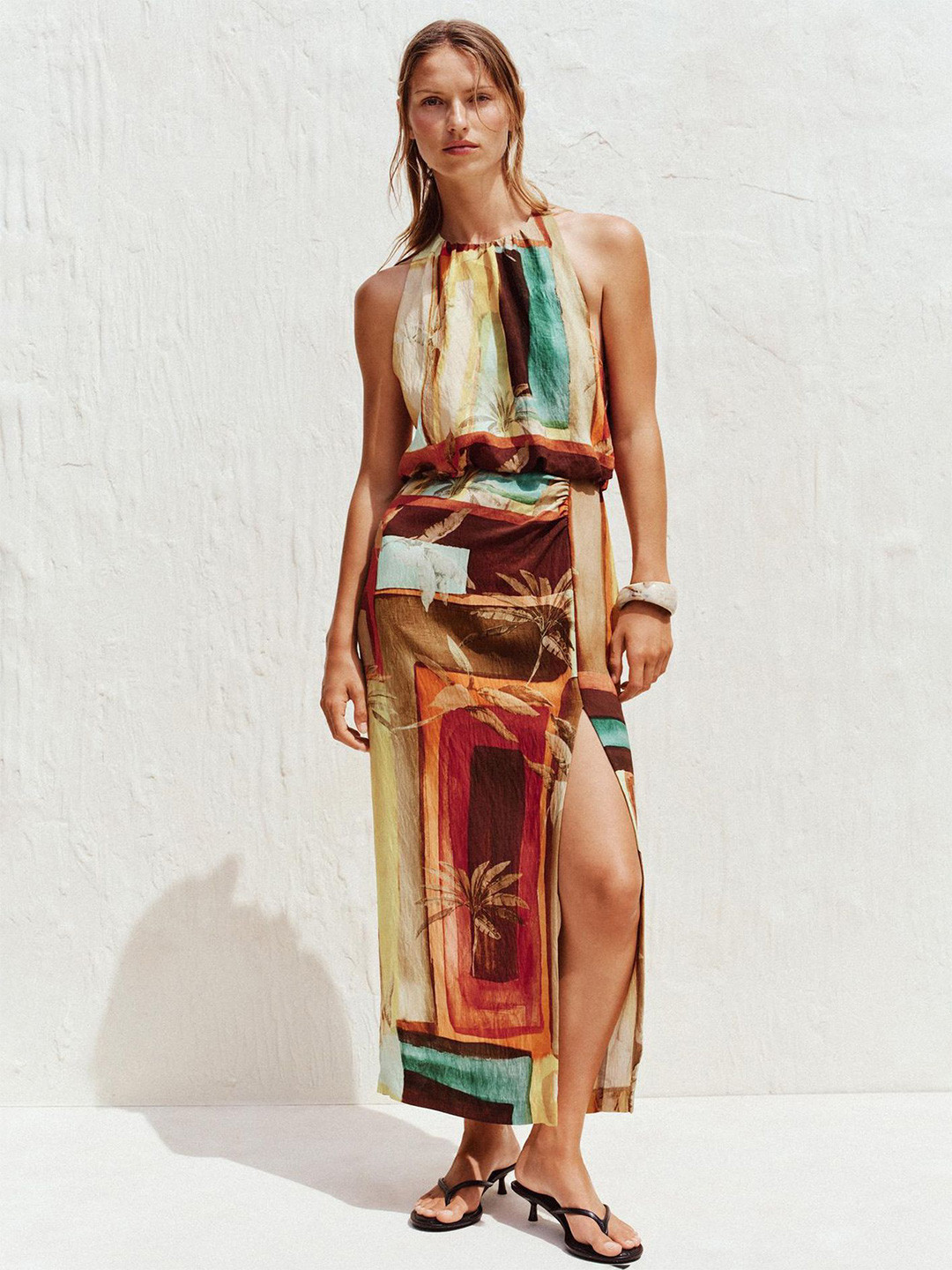 LULU & SKY Women Printed Backless Halter Neck Blouson Dress