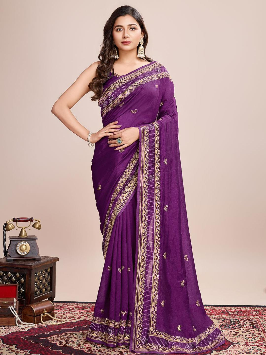 MARUTI ART All Over Embroidered Saree