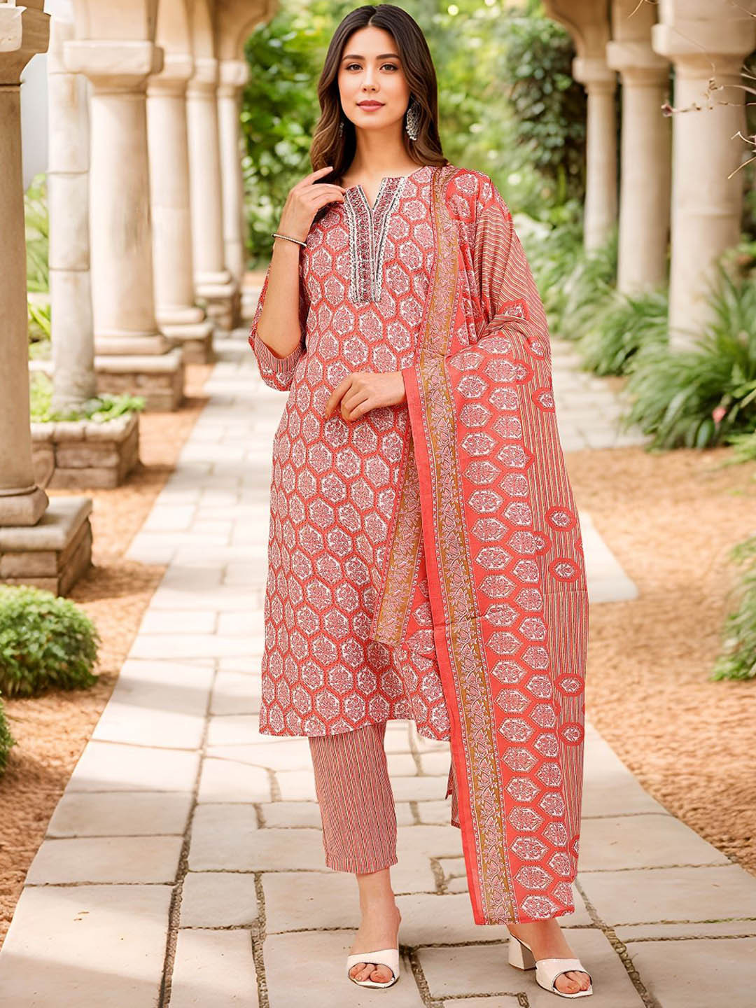 Banwaree Floral Printed Notch Neck Thread Work Straight Kurta With Trousers & Dupatta