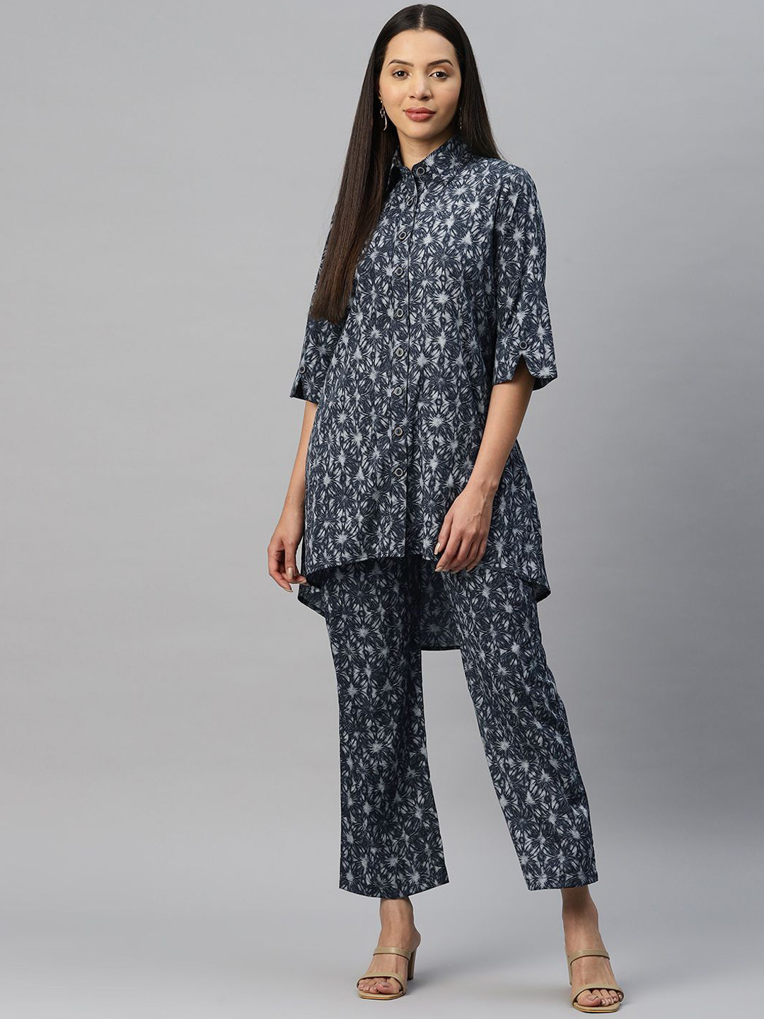R.Code by The Roadster Life Co. Printed Tunic With Trousers Co-Ords