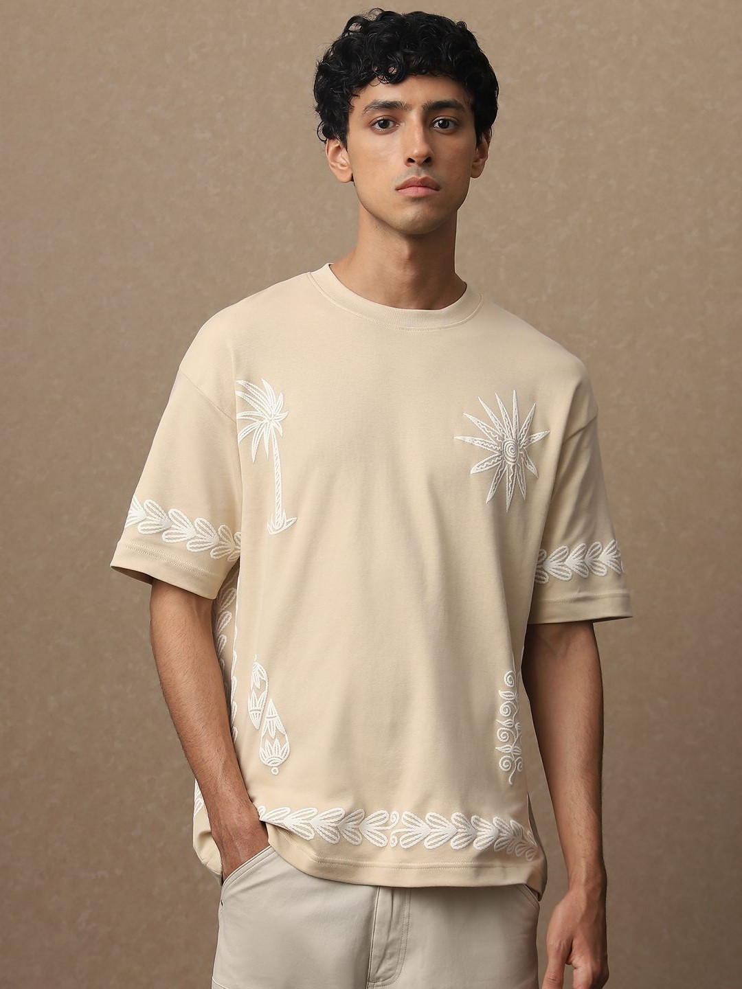 4 TRIPLE O FIVE O BY MUFTI Men Self Design Round Neck Cotton Oversized T-shirt