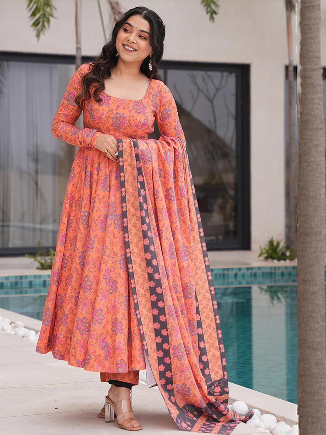 dearthank Women Peach Kurta Sets