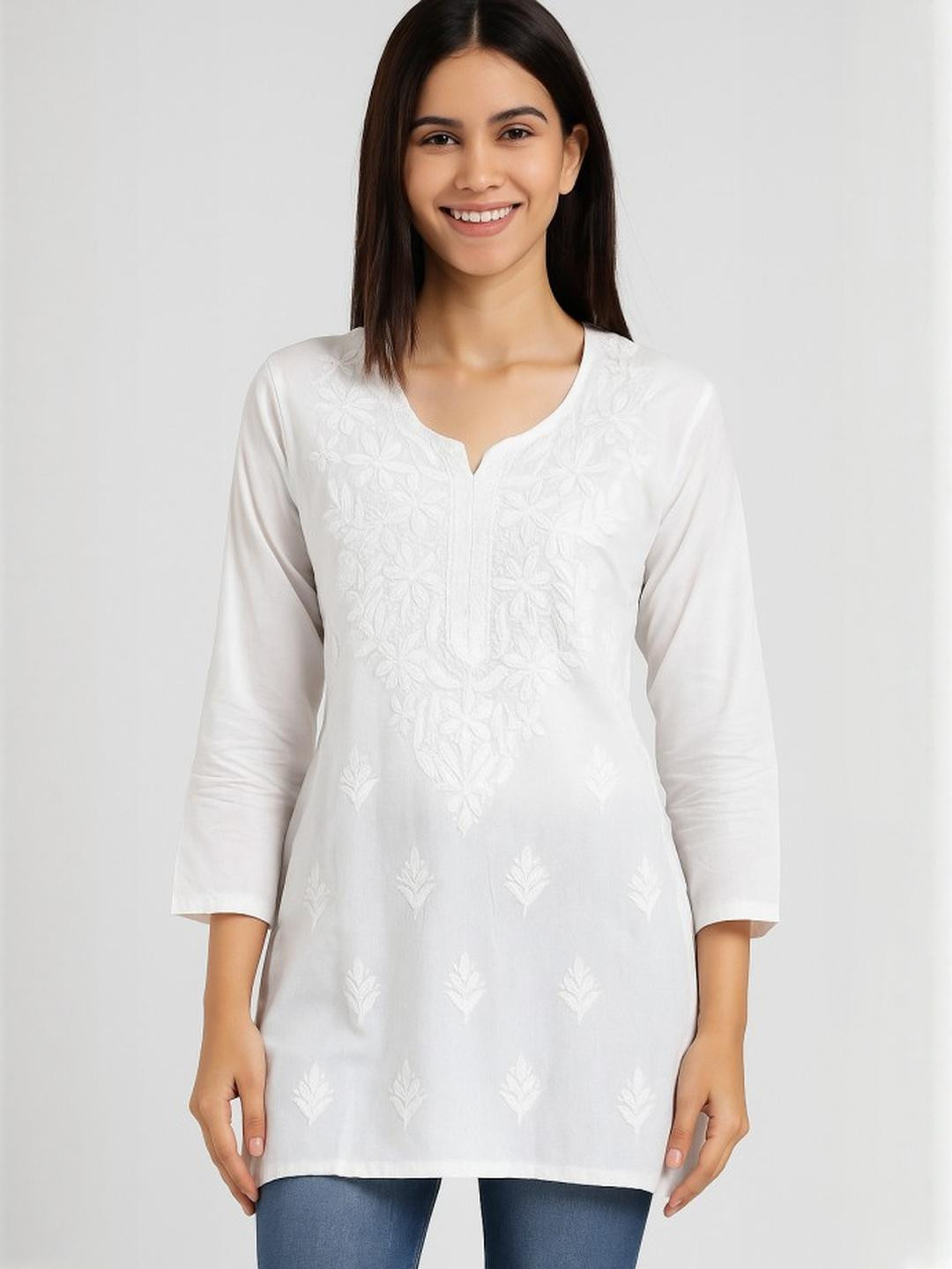 MRS RIGHT Women White Pure Cotton Kurtis