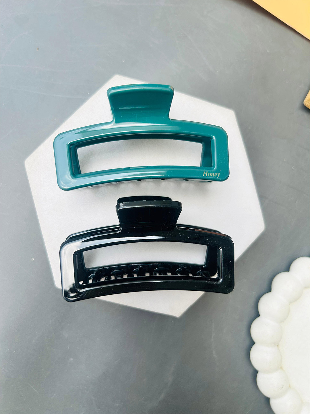 Radhya Accessories Classic Rectangle Hair Claws Pack of 2