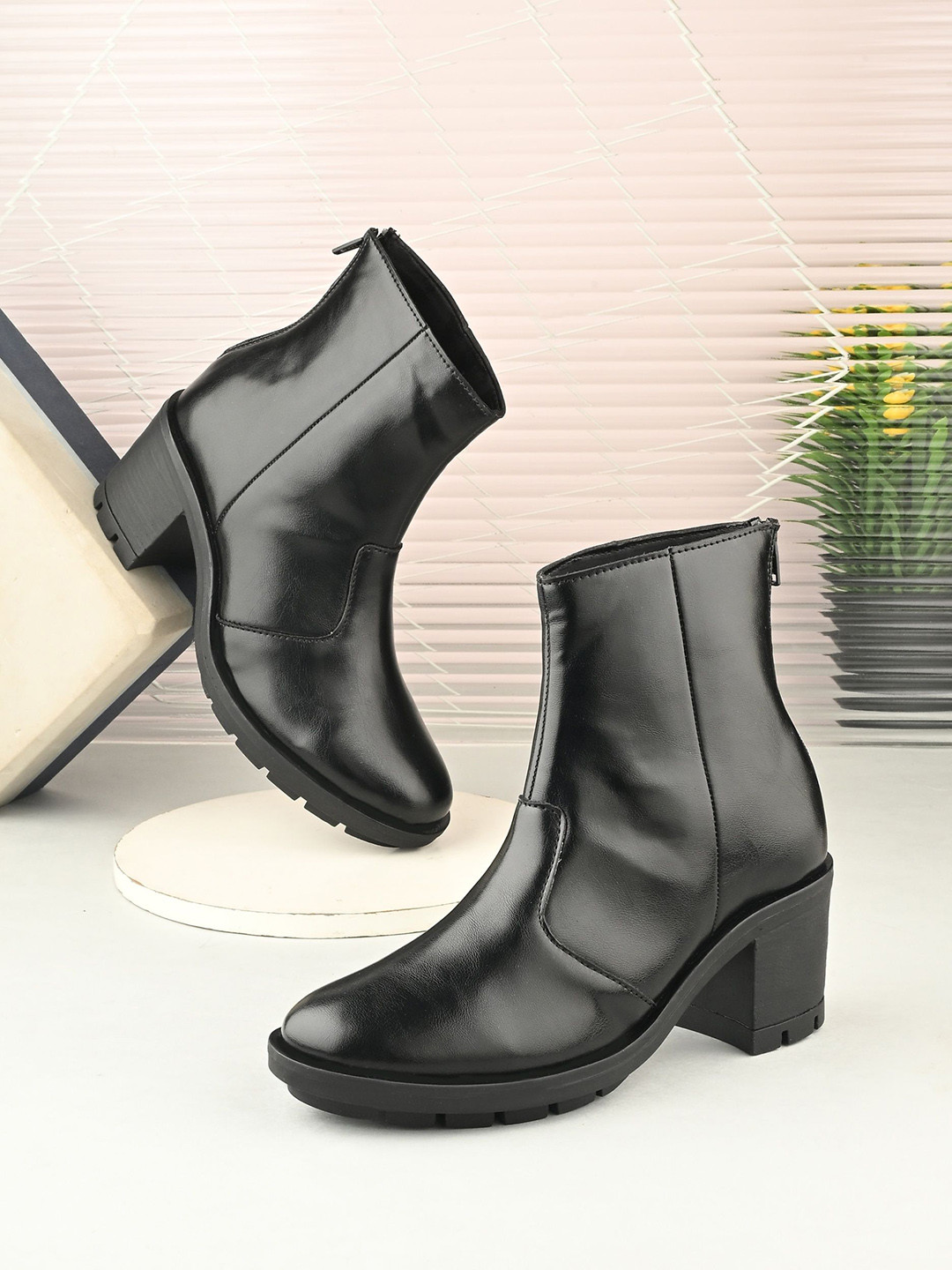 The Roadster Lifestyle Co Women Wedge-Heeled Boots