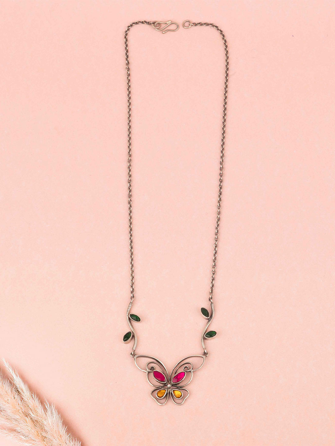 Shyle 925 Sterling Silver Artificial Stones Studded Titli & Patti Minimal Necklace