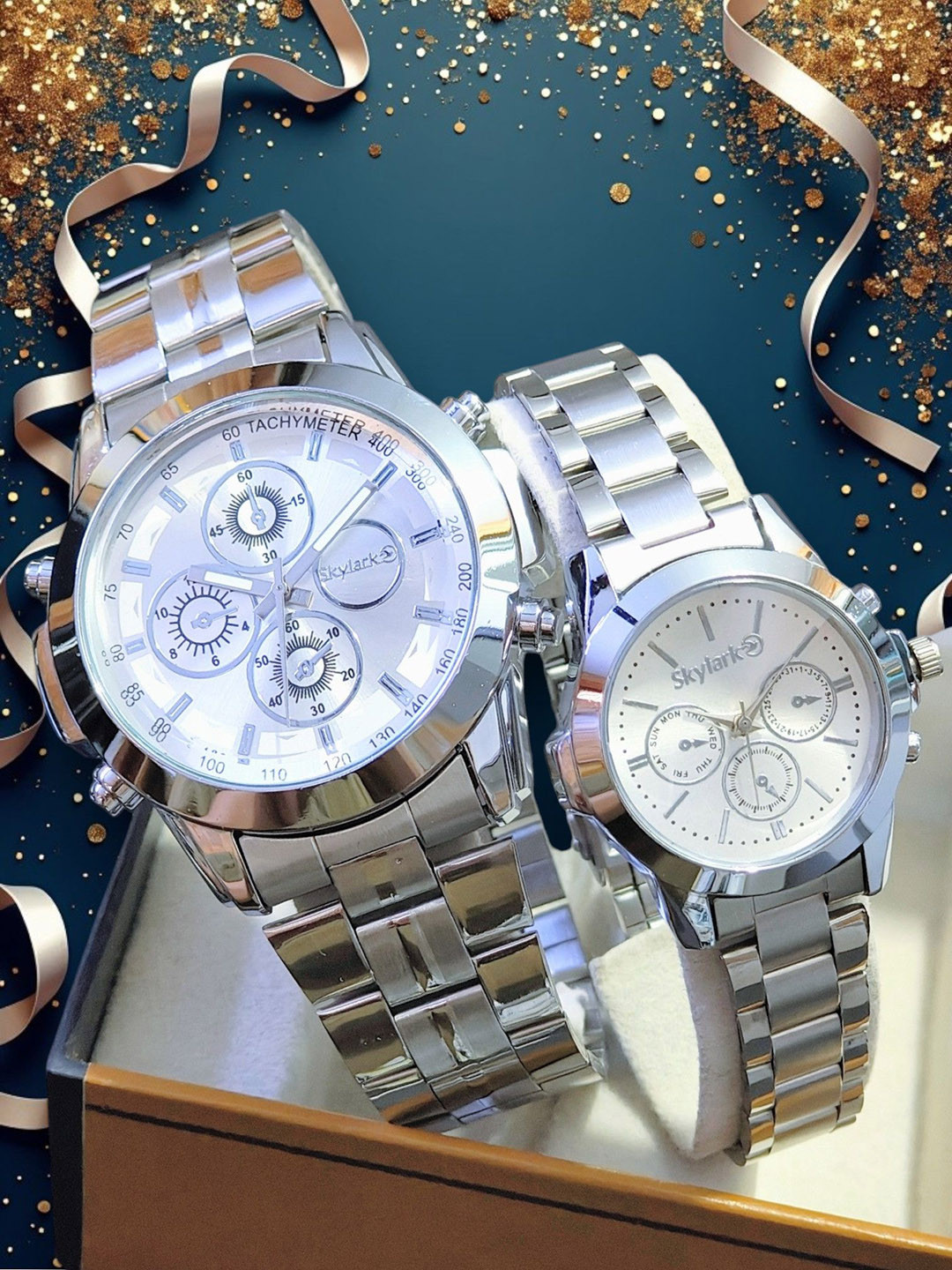 Skylark Unisex His and Her Watches Bracelet Style Straps Analogue Watch Alpanso_8975Plain