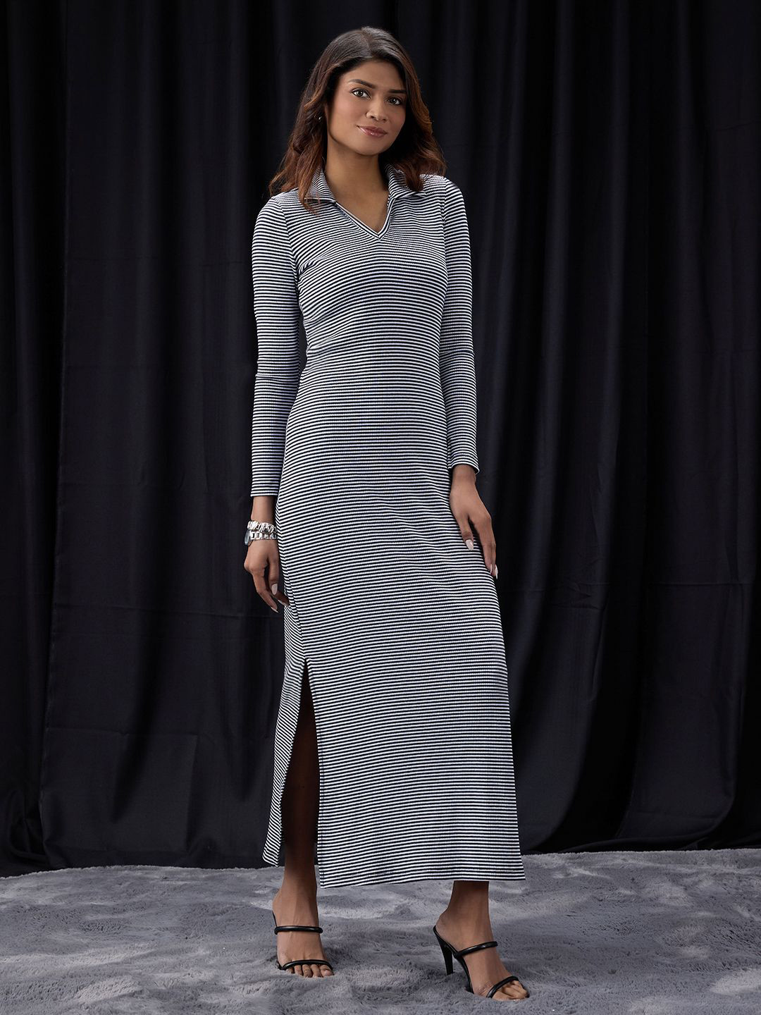 Globus Women Black Collared Neck Long Sleeves Striped Ribbed Side Slits Maxi Bodycon Dress