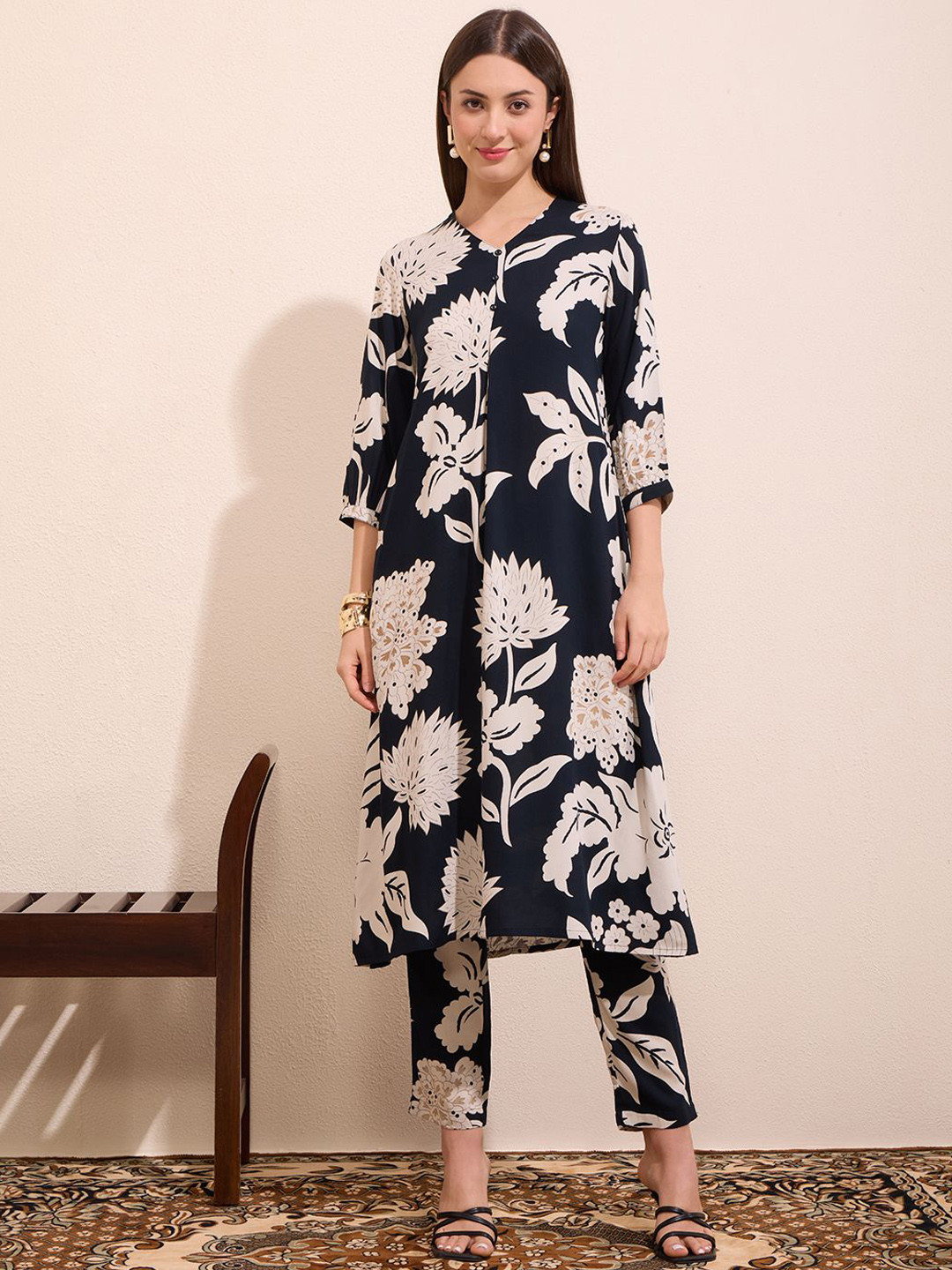 FASHOR Women Printed V-Neck  Top Type Tunic & Trousers Co-Ords