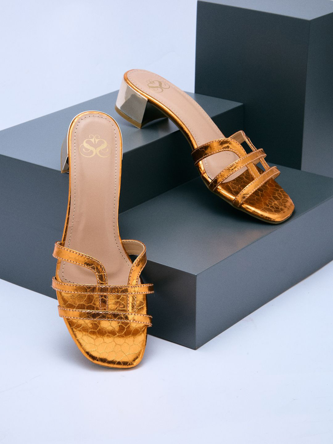 Sole To Soul Women Textured Block Heels Sandals