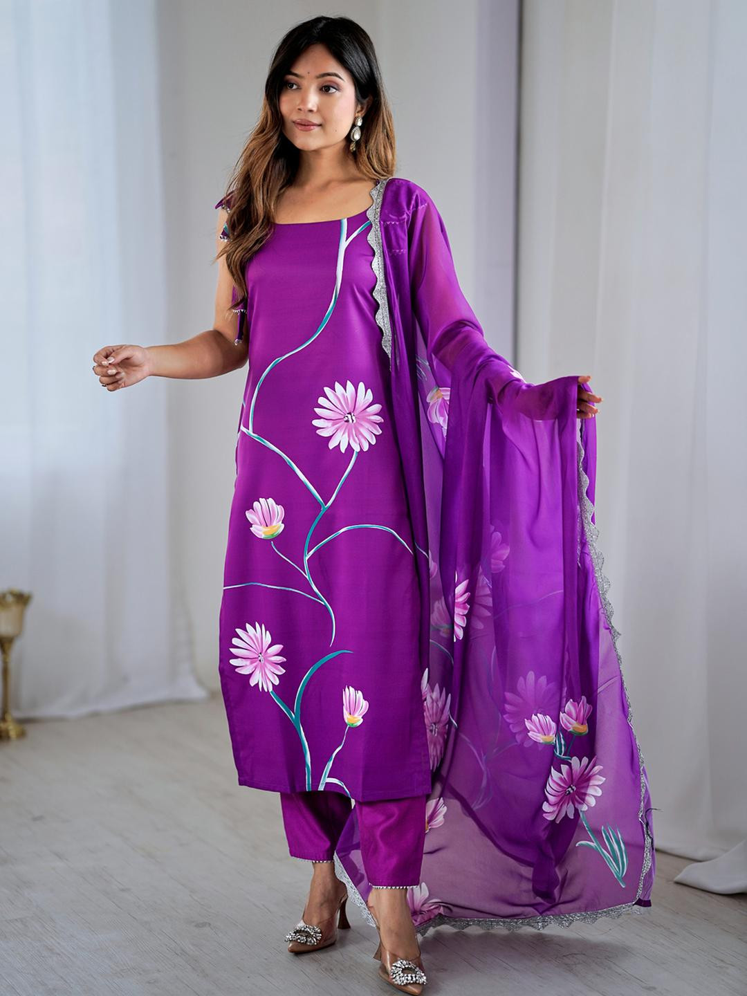 Naaz clothing Women Purple Kurta Sets