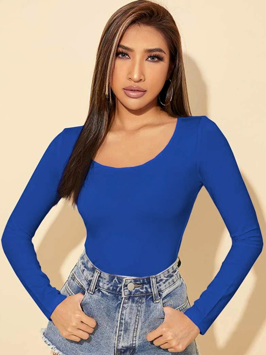 Stylecast X Slyck Solid Pattern Scoop Neck Regular Sleeves Top