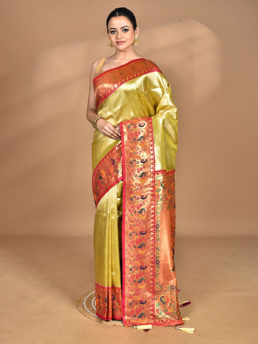 Morchari Women Desgin Banarasi Saree