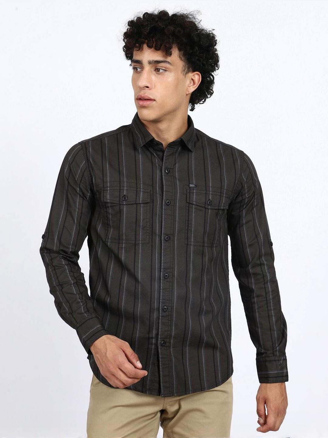 WOLF & CO. Men Relaxed Fit Vertical Striped Spread Collar Cotton Casual Shirt