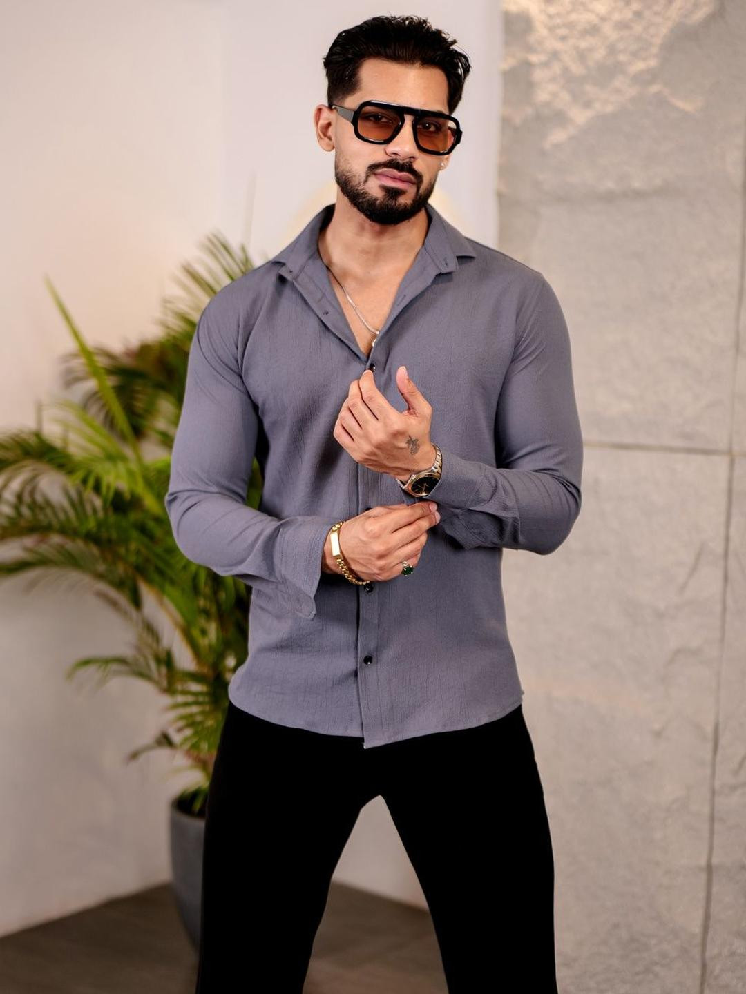 VORTEX Original Fit Textured Spread Collar Long Sleeves Slim Fit Shirt