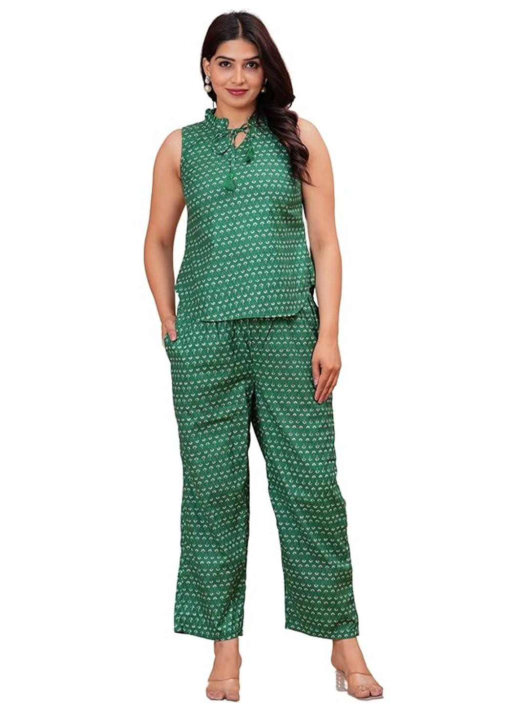 AARADHIYA TRADERS Adults-Women Green Clothing Set