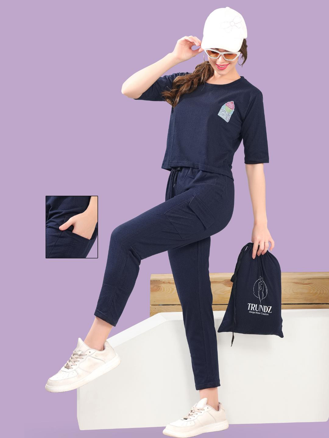 TRUNDZ Women Blue Cotton Blend Three-Quarter Sleeves Round Neck Solid Night suit