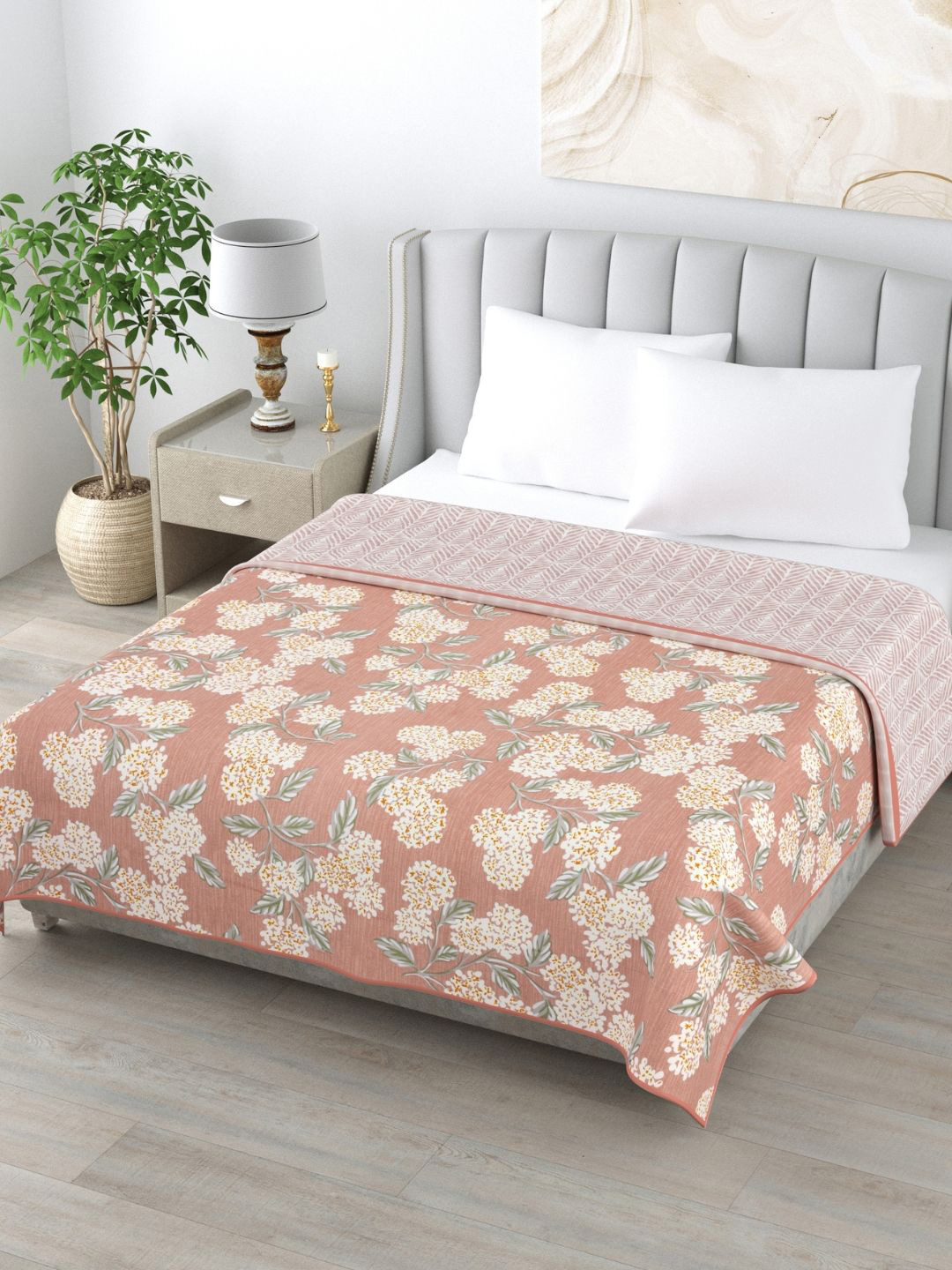 haus & kinder Hhydrangea Mist Peach Printed Microfiber AC Room 120 GSM Double Bed Dohar