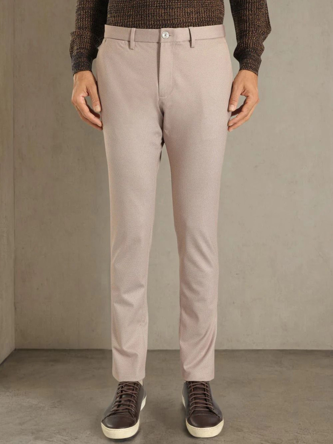 Indian Terrain Men Urban-C Self Design Mid Rise Slim Fit Chinos