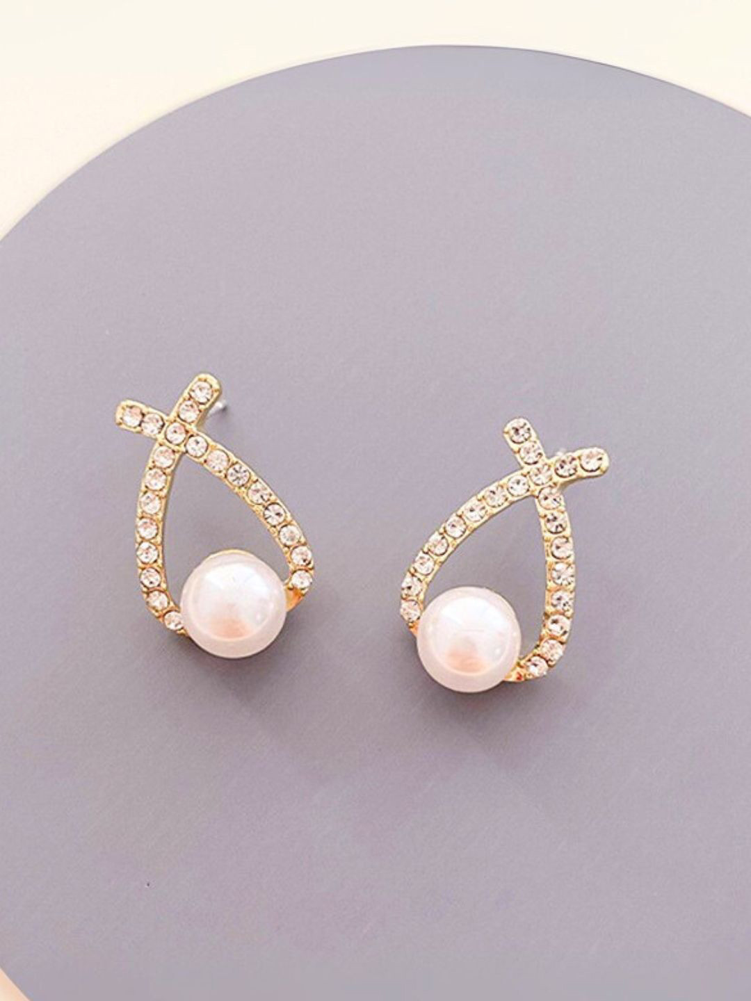 COOLWOOL Gold-Plated Pearls Beaded Spherical Shaped Studs