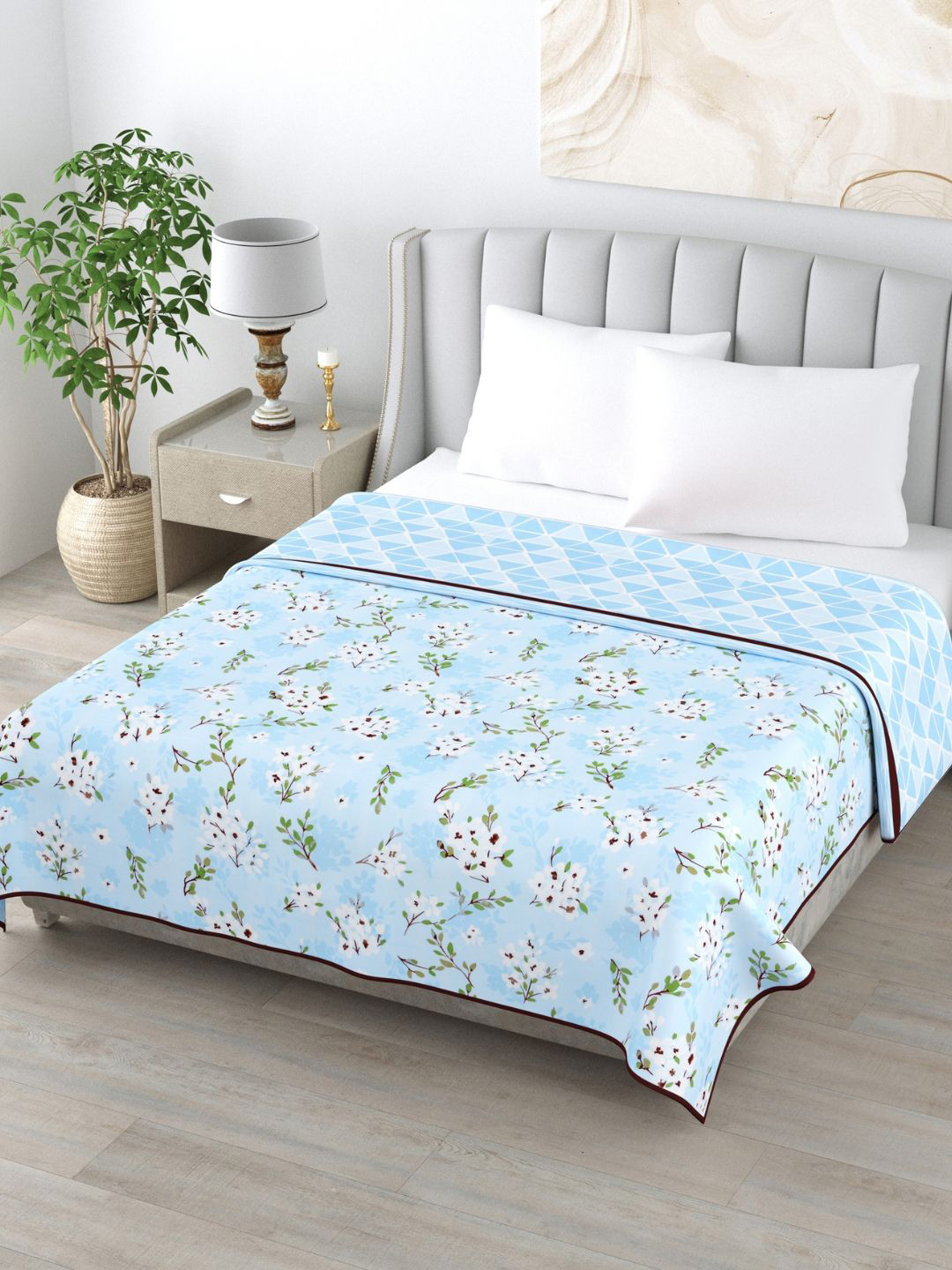 haus & kinder Dove Blue Bloom Blue Printed Microfiber AC Room 120 GSM Double Bed Dohar