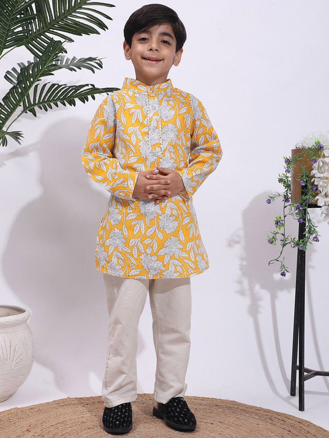 Cutiekins Boys Floral Printed Kurta with Pyjamas