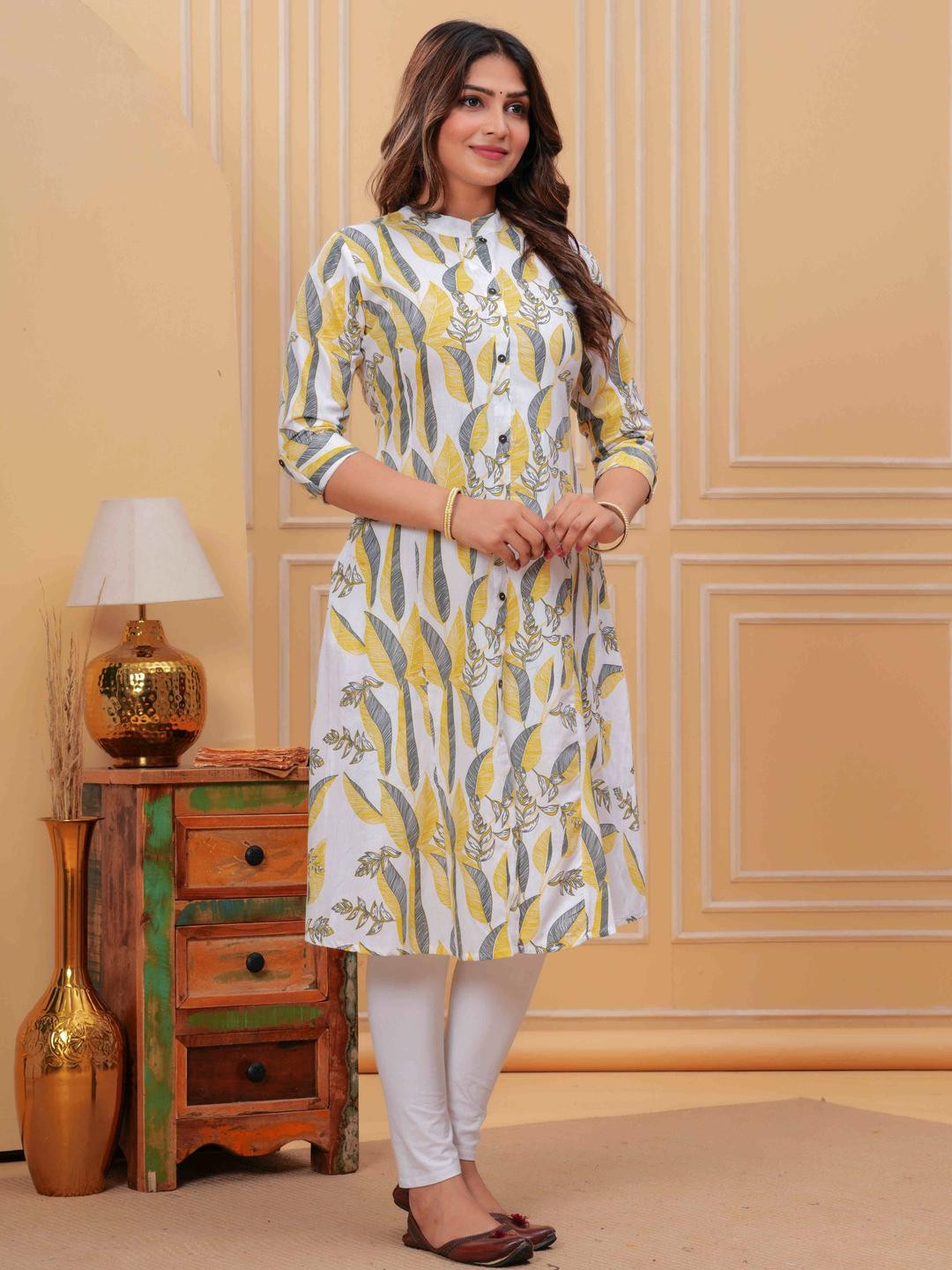 Sanracchna Fabricss Women Yellow Kurtas