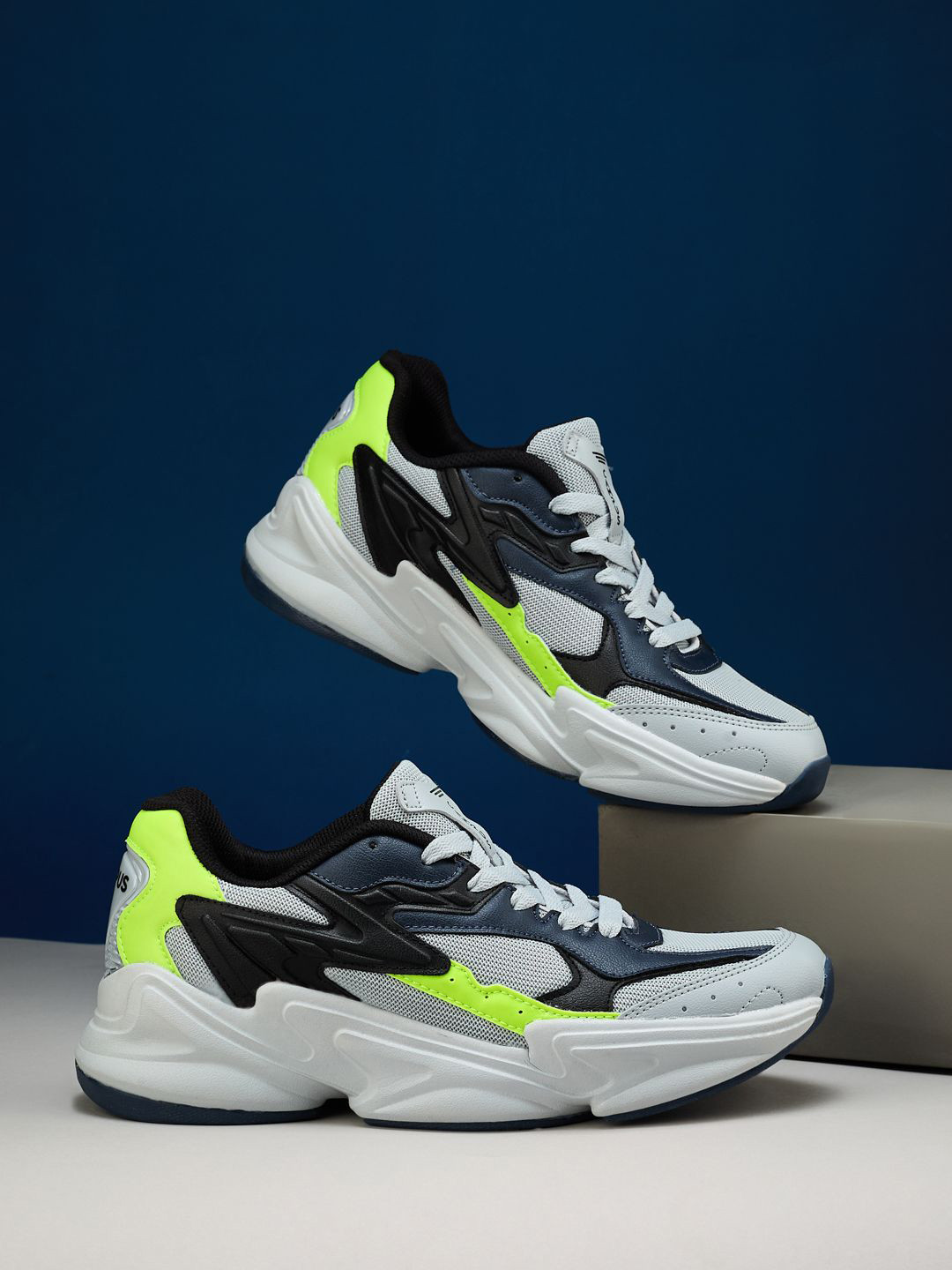 Campus Men Astral Gents Colourblocked Sneakers