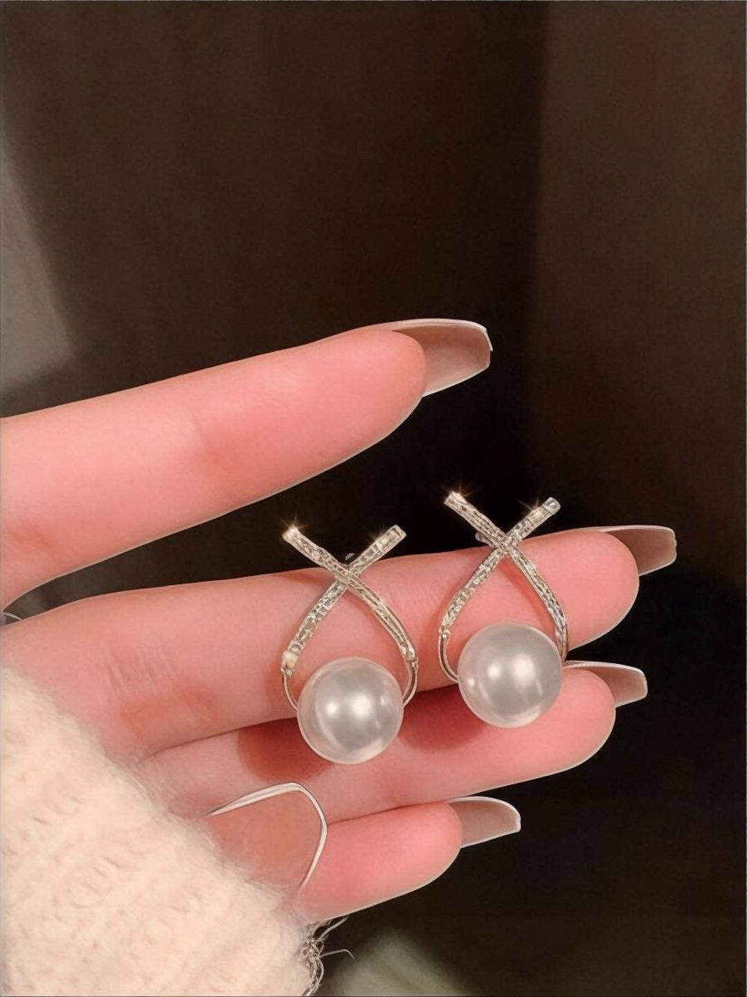 Elegant Gold-Plated Earrings