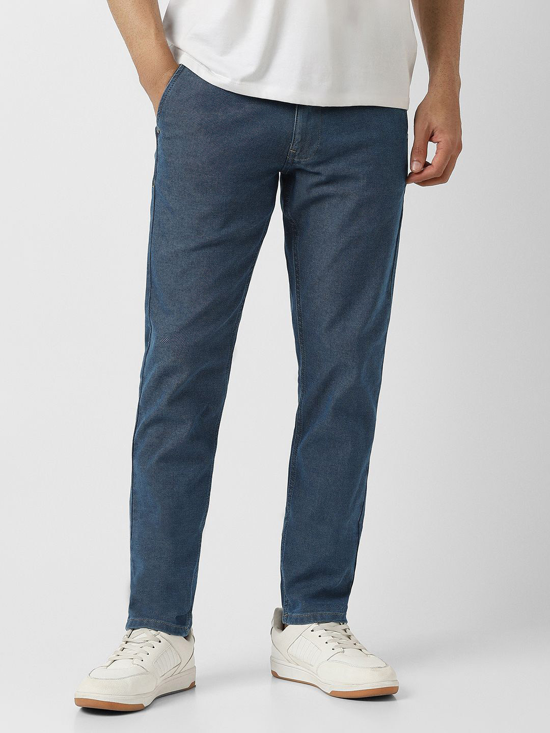 VAN HEUSEN DENIM LABS Men Slim Fit Mid-Rise Dark Wash Jeans