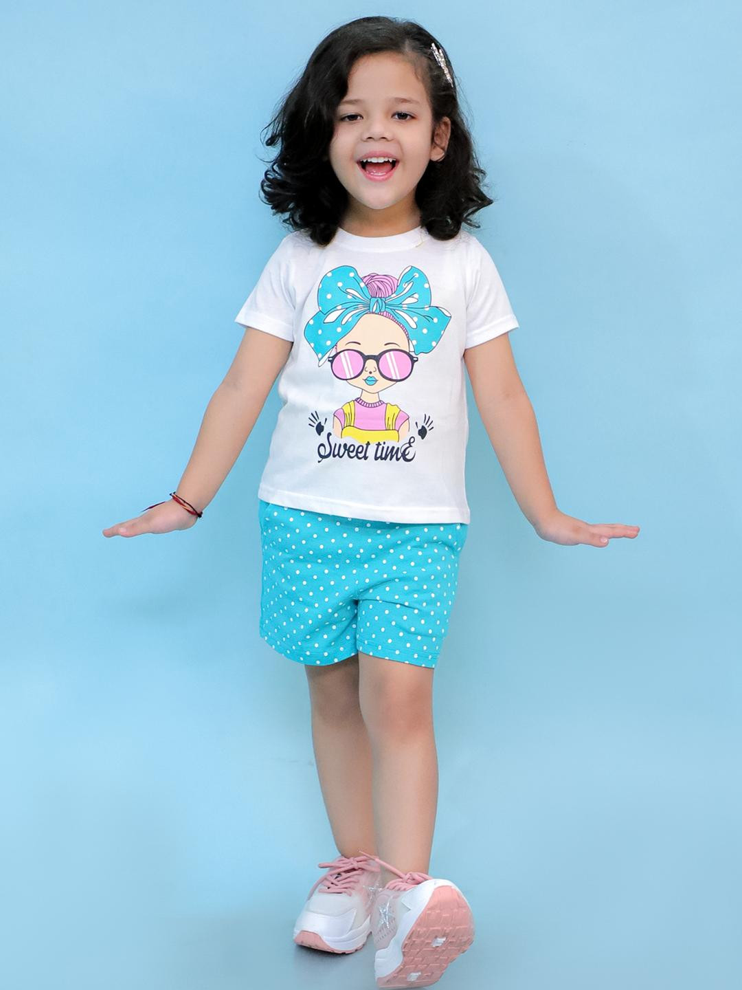 CHANDRIKA Kids-Girls Green Clothing Set