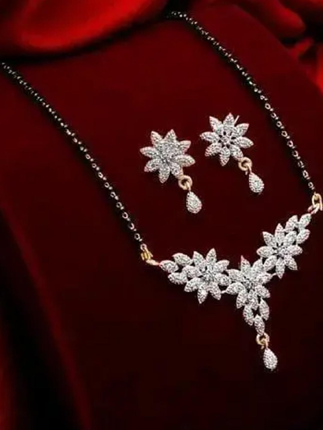 J D Jewellers Jewellery's Temple Forming 1 g Gold Meenakari Maharashtrian Mangalsutra