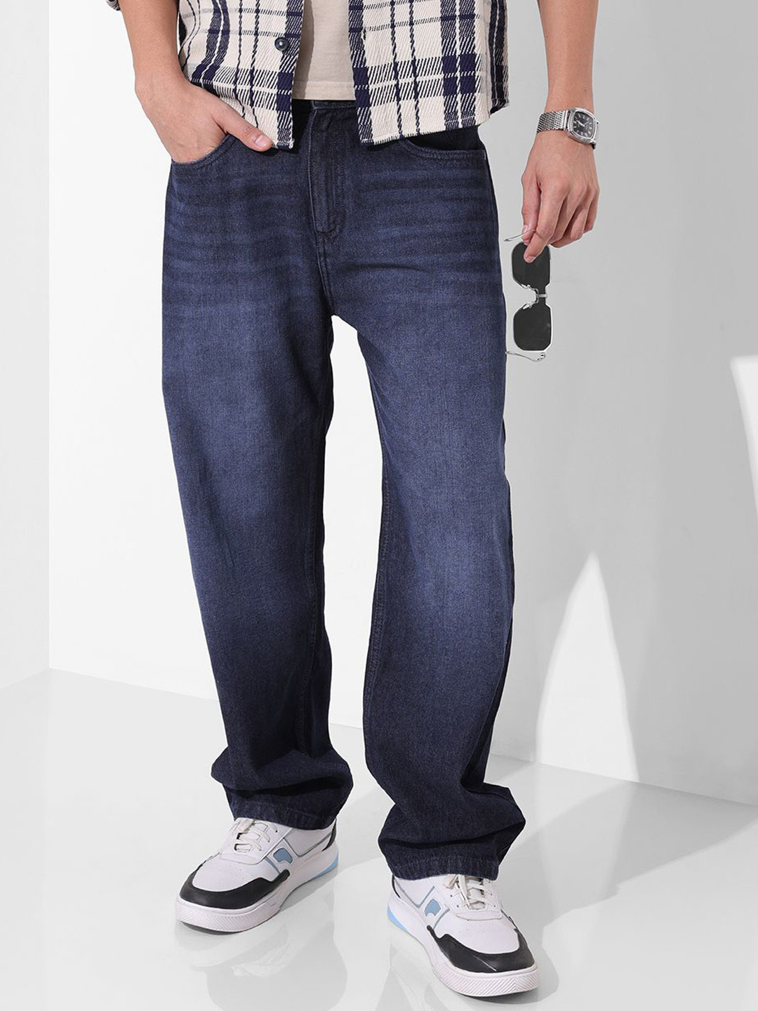 The Indian Garage Co Men Relaxed Fit Cotton Mid Rise Jeans
