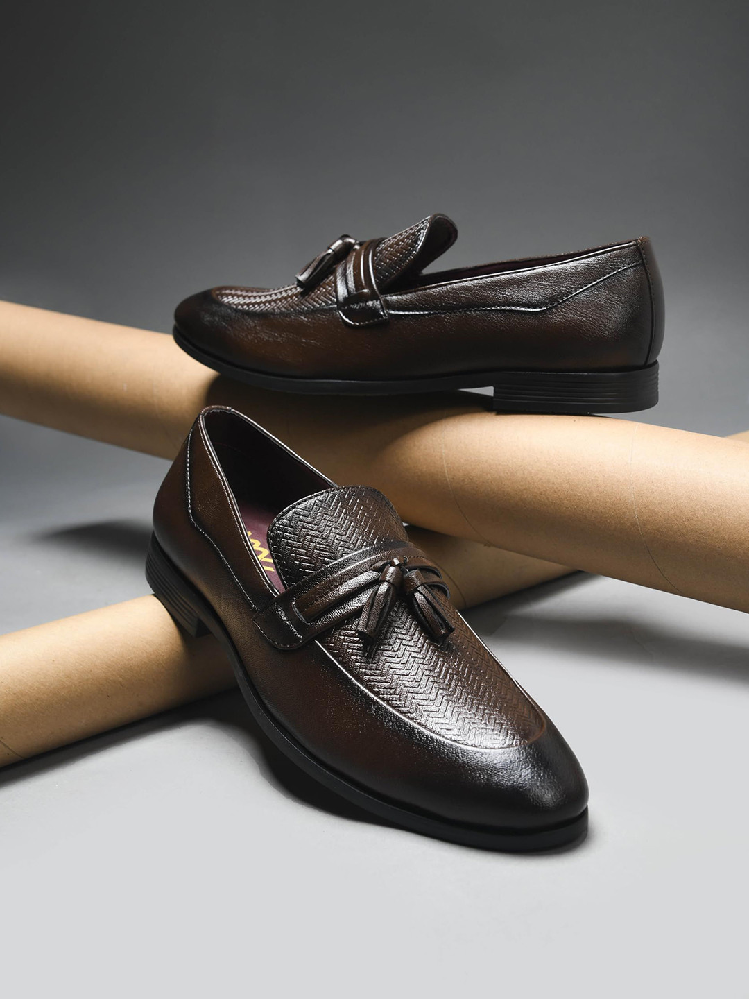 WAVE WALKER Easy Men Textured Arch Support Lightweight Loafers