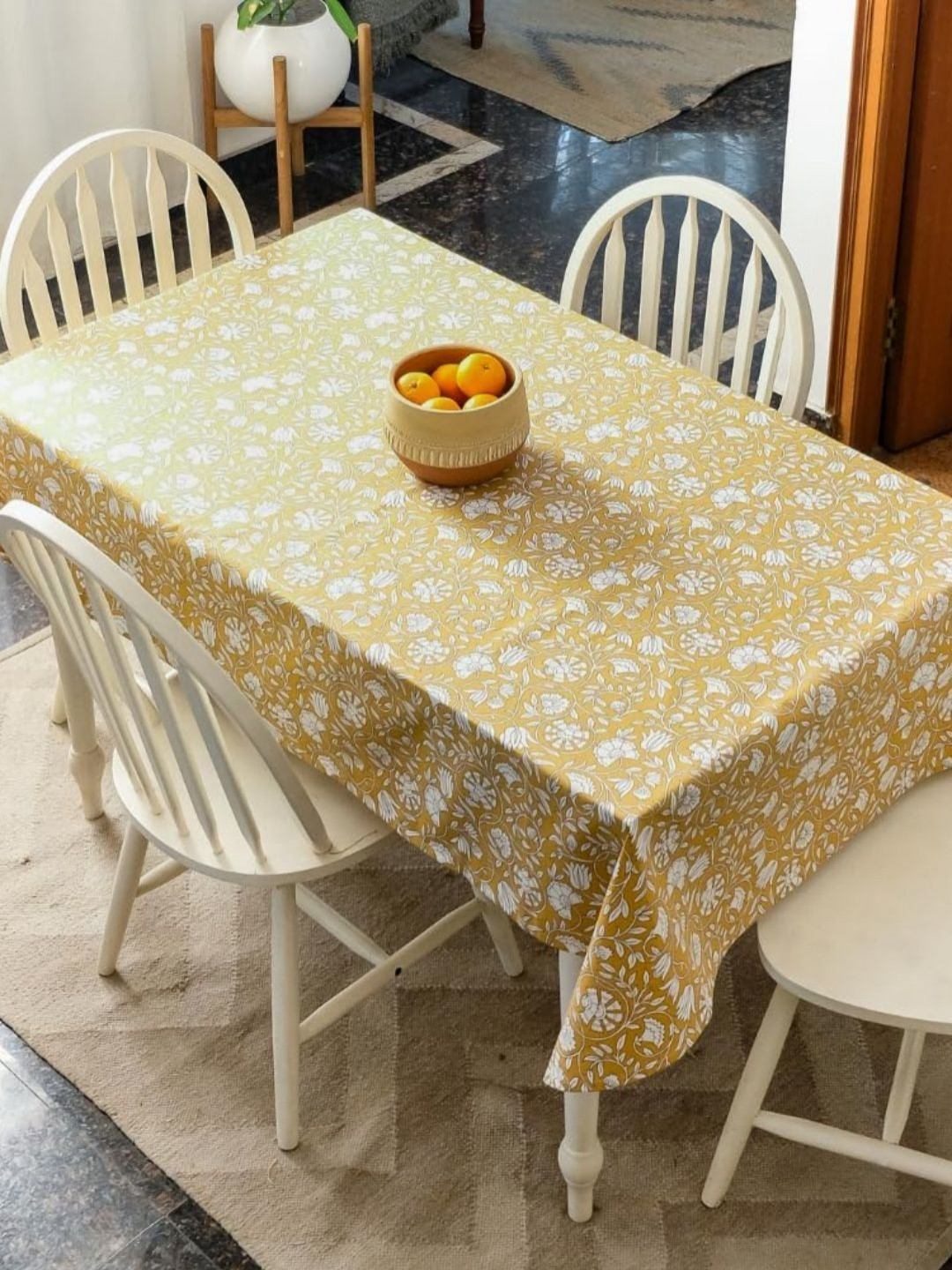The Yard House Mustard Fields Anti-Slip Wipeable Cotton Rectangular 8-Seater Table Cover